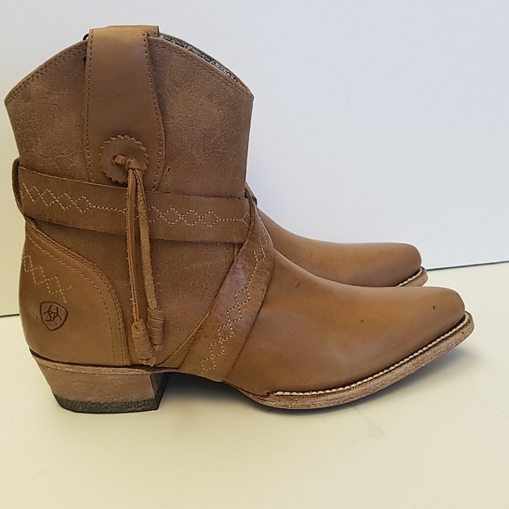 New Ariat Women's Stagecoach 10015337 - Picture 2 of 8